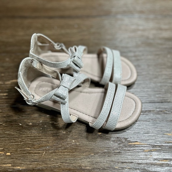 Children’s Place size 10 sandals - Picture 3 of 5